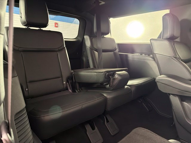 Used 2025 Ford Expedition Max Platinum w/ Stealth Appearance Package AWD/4WD image 39