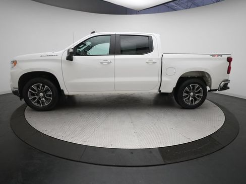 Used 2024 Chevrolet Silverado 1500 LT AWD/4WD image 21