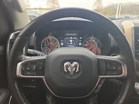Certified 2022 RAM 1500 Laramie image 15