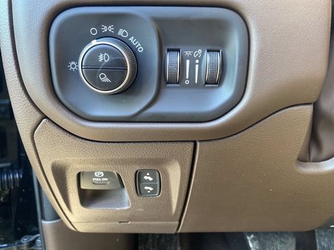 New 2026 RAM 1500 Limited AWD/4WD image 25