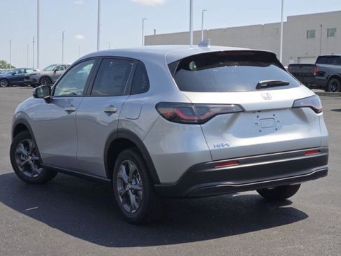 New 2026 Honda HR-V LX image 9