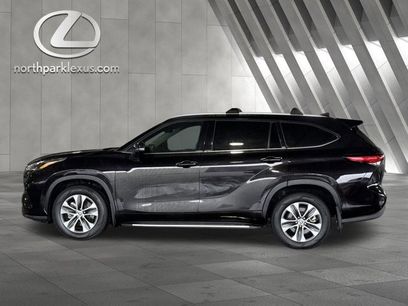 Used 2022 Toyota Highlander XLE