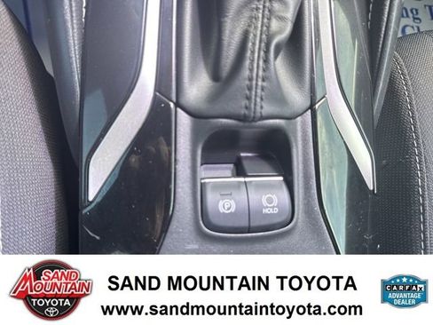 Used 2022 Toyota Corolla SE FWD image 20