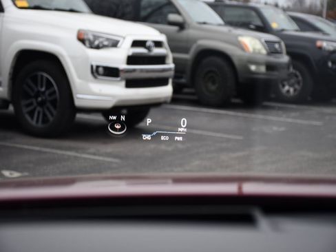 Used 2025 Lexus ES 300h Ultra Luxury image 16