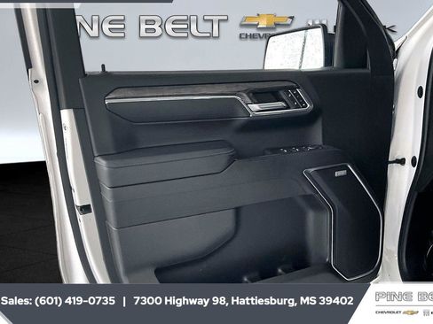 Certified 2024 Chevrolet Silverado 1500 LTZ w/ LTZ Convenience Package II AWD/4WD image 18