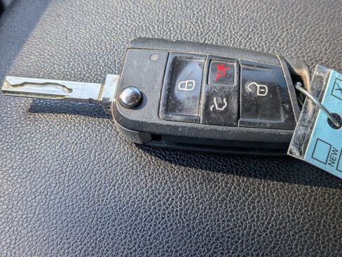 Used 2021 Volkswagen Atlas S image 29