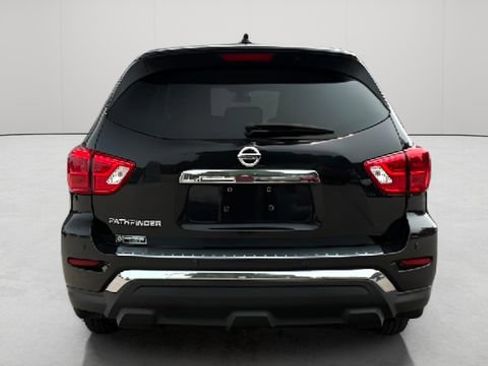 Used 2020 Nissan Pathfinder S FWD image 5