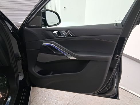 New 2026 BMW X6 xDrive40i image 30