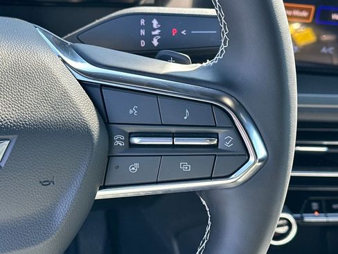 New 2026 Chevrolet Traverse LT w/ Driver Confidence Package image 20