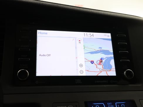 Used 2018 Toyota Sienna Limited Premium AWD/4WD image 52