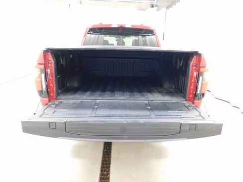 Used 2023 Ford F150 Lightning XLT image 18