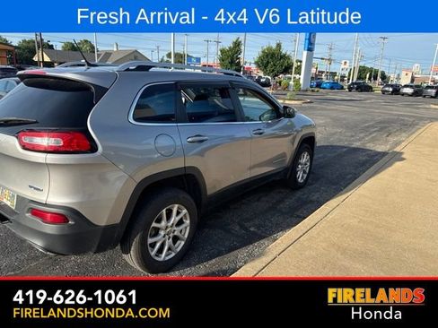 Used 2015 Jeep Cherokee Latitude w/ Comfort/Convenience Group AWD/4WD image 8