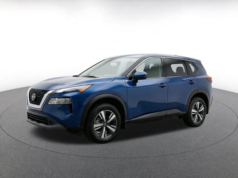 Used 2026 Nissan Rogue SL FWD image 3
