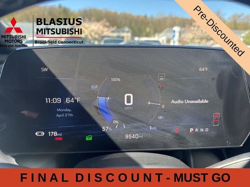 Used 2025 Chevrolet Equinox EV LT w/ Convenience Package FWD image 24