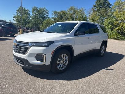 Used 2023 Chevrolet Traverse LS