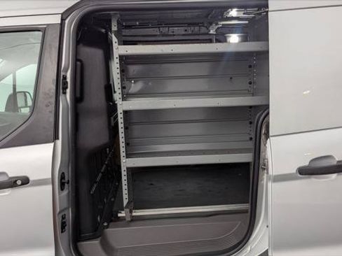 Used 2019 Ford Transit Connect XLT FWD image 16