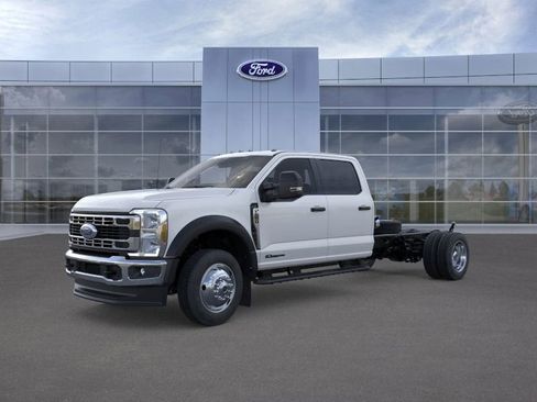 New 2025 Ford F550 4x4 Crew Cab Super Duty image 1