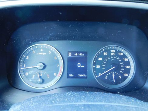 Used 2019 Hyundai Tucson Sport image 11