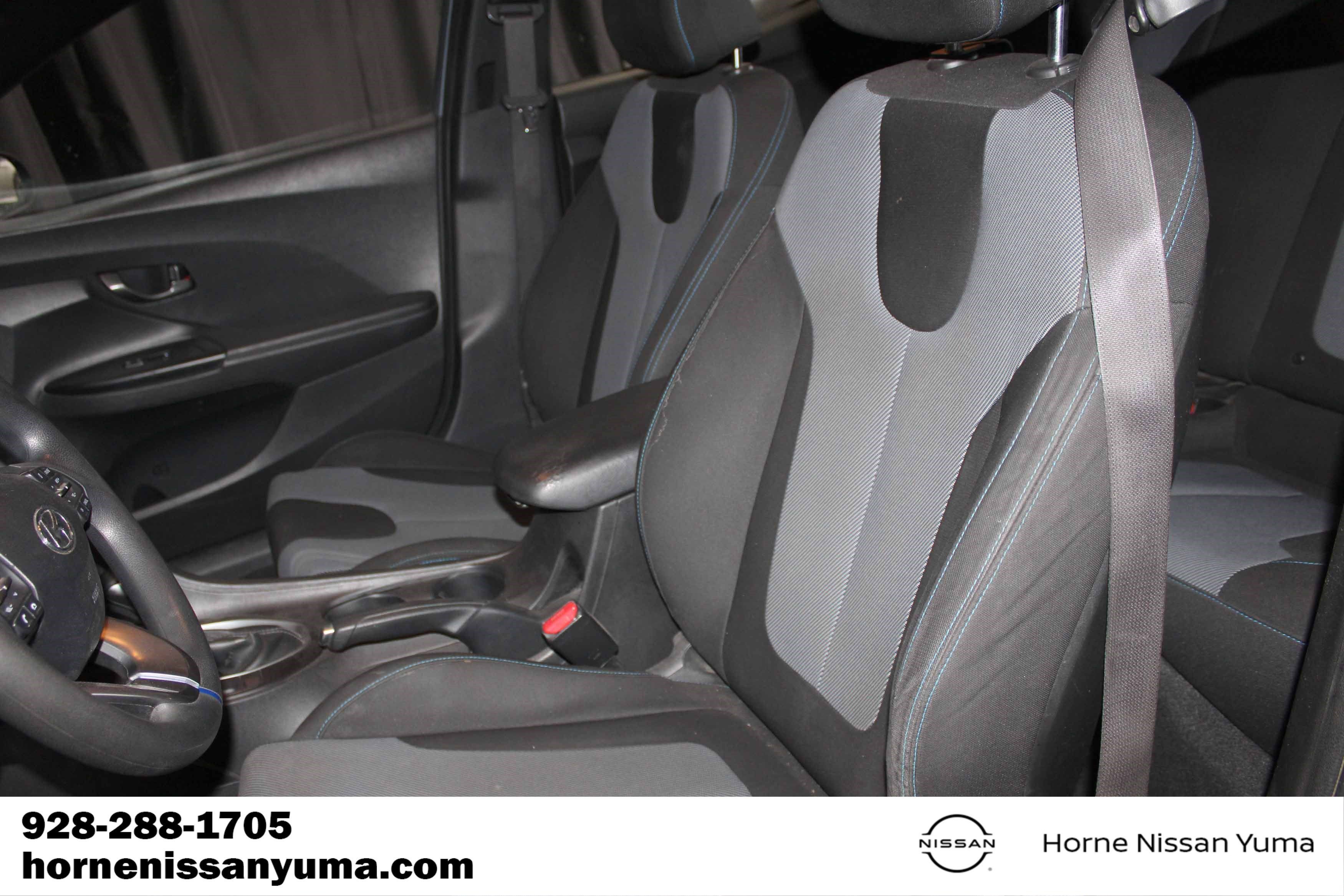 Used 2019 Hyundai Veloster 2.0 FWD image 4