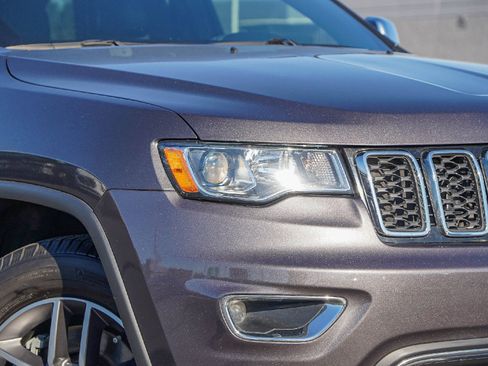 Used 2021 Jeep Grand Cherokee Limited w/ Trailer Tow Group IV image 2