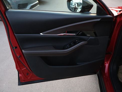 Certified 2025 MAZDA CX-30 2.5 Turbo w/ Premium Plus Pkg image 21