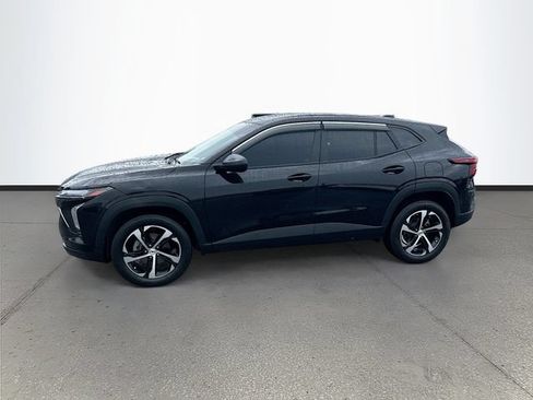 Used 2025 Chevrolet Trax RS FWD image 4