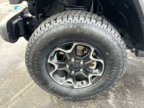 Used 2023 Jeep Wrangler Unlimited Rubicon 4xe w/ Cold Weather Group image 33