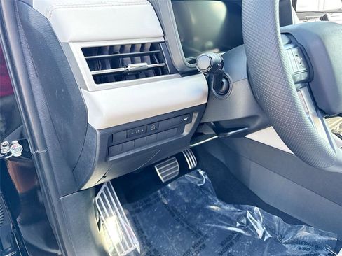 New 2026 Mitsubishi Outlander SEL image 10