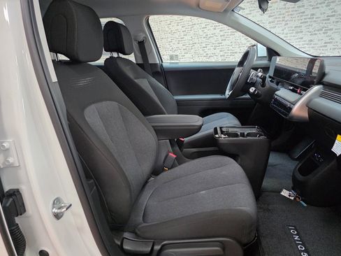 New 2026 Hyundai Ioniq 5 SE image 11