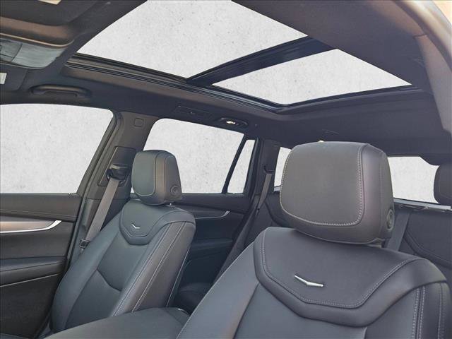 Used 2025 Cadillac XT6 Luxury FWD image 19
