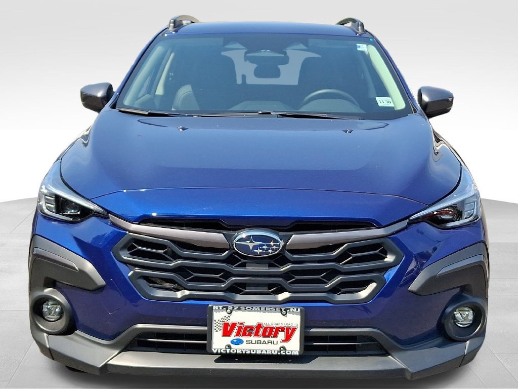 Used 2025 Subaru Crosstrek 2.5i Limited AWD/4WD image 2