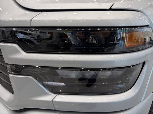 New 2026 RAM 2500 Big Horn AWD/4WD image 9