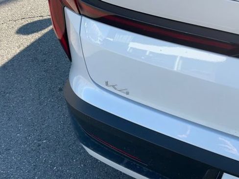 Certified 2025 Kia K4 EX FWD image 12