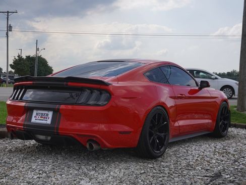 Used 2016 Ford Mustang Coupe w/ Equipment Group 051A RWD image 7