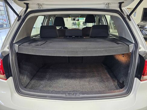 Used 2012 Volkswagen Golf TDI image 14