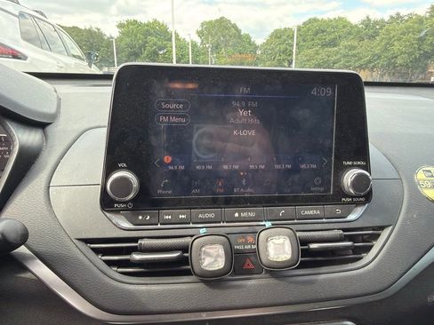 Used 2019 Nissan Altima 2.5 S FWD image 2