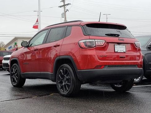 New 2026 Jeep Compass Latitude image 3