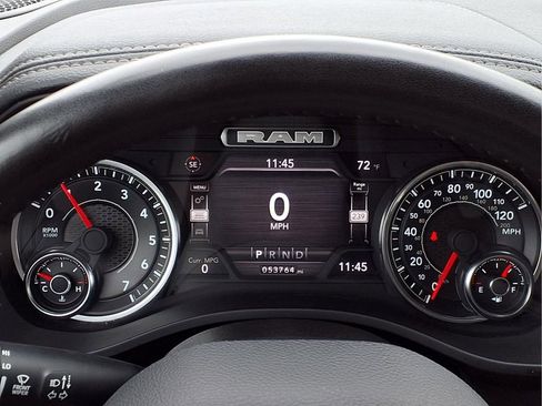 Used 2024 RAM 1500 Laramie AWD/4WD image 20