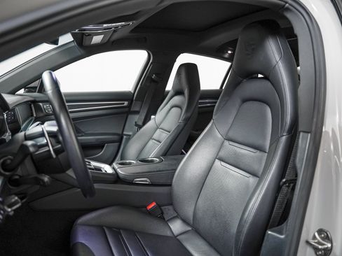 Certified 2023 Porsche Panamera 4 Platinum Edition w/ Assistance Package AWD/4WD image 5