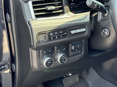 Used 2024 GMC Yukon XL Denali w/ Advanced Technology Package AWD/4WD image 18