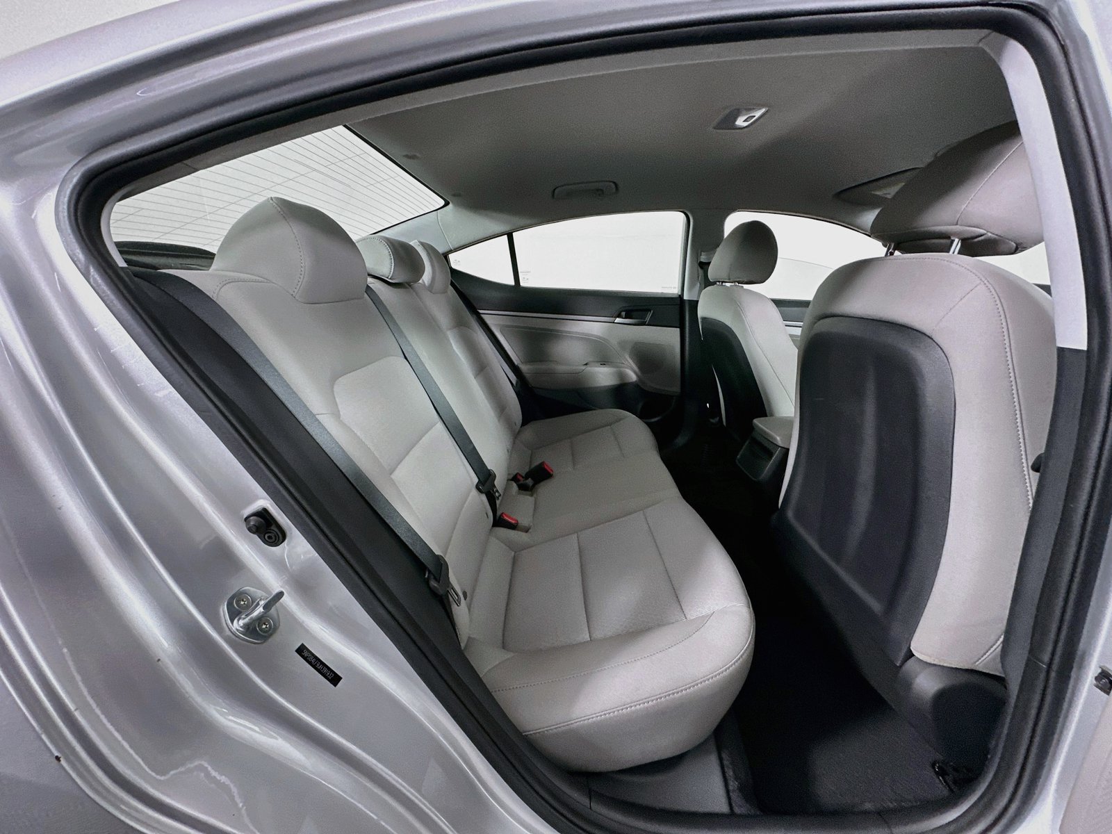 Used 2018 Hyundai Elantra SEL FWD image 25