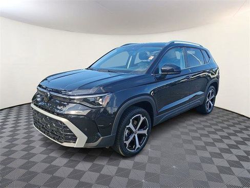 New 2025 Volkswagen Taos SEL image 3