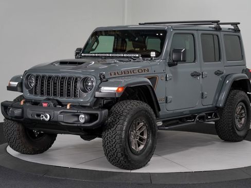 Used 2025 Jeep Wrangler Unlimited Rubicon 392 AWD/4WD image 6