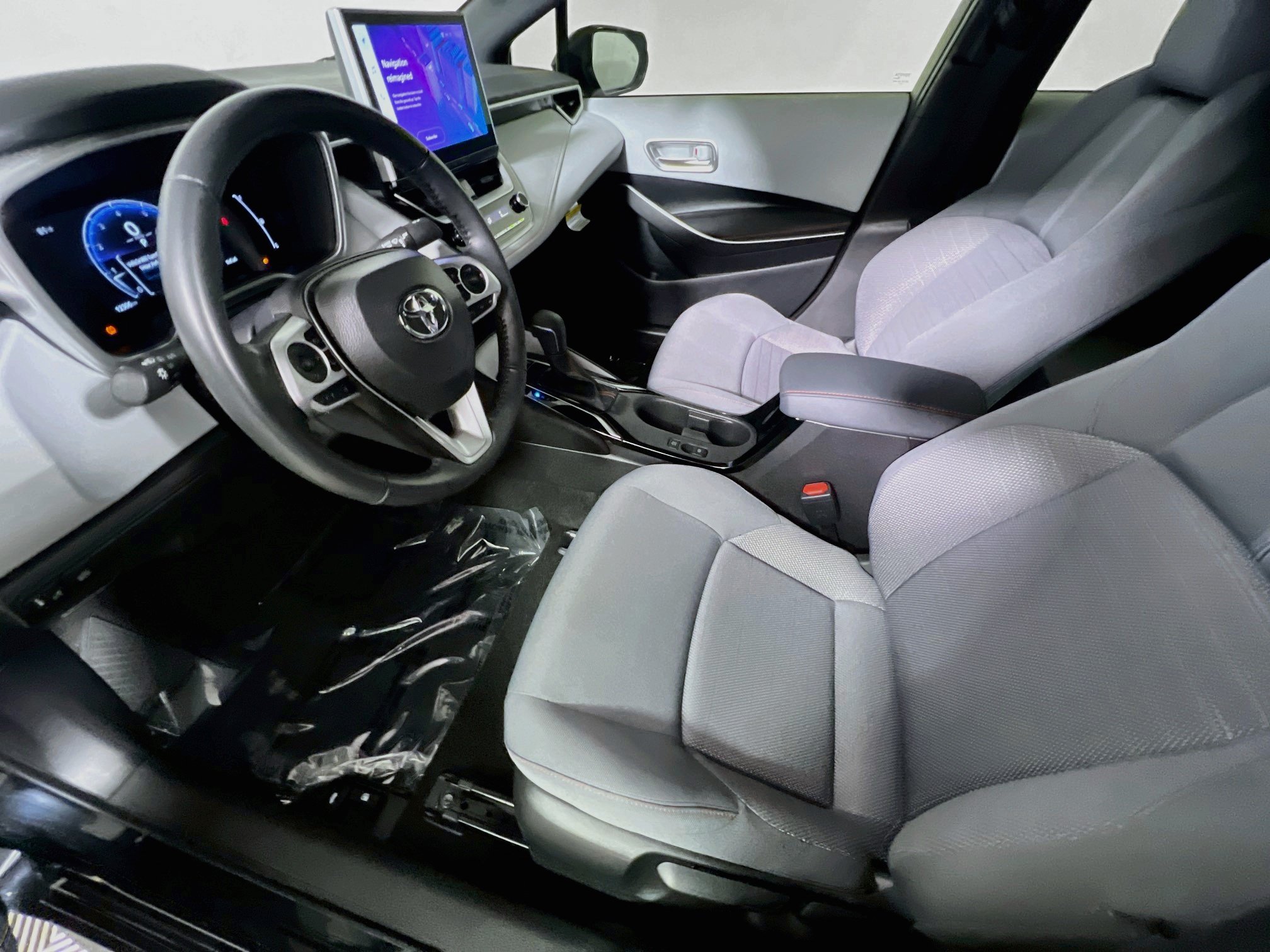 Used 2025 Toyota Corolla FX w/ Convenience Package FWD image 15