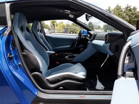 Used 2024 Nissan GT-R AWD/4WD image 58