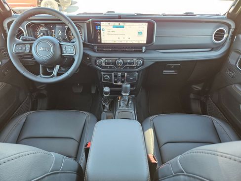 New 2026 Jeep Gladiator Sport image 15