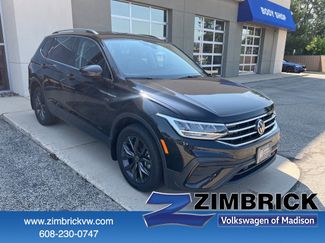 Certified 2023 Volkswagen Tiguan SE image 1