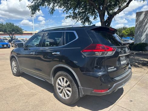 Used 2019 Nissan Rogue SV FWD image 4
