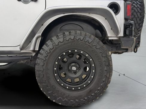 Used 2015 Jeep Wrangler Unlimited Sport AWD/4WD image 11