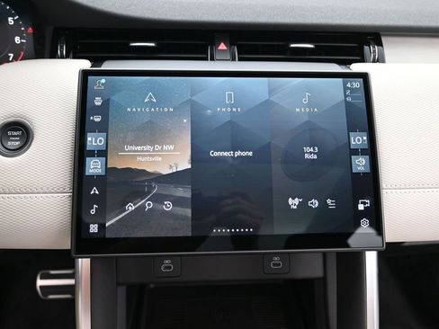 New 2026 Land Rover Discovery Sport Landmark AWD/4WD image 24